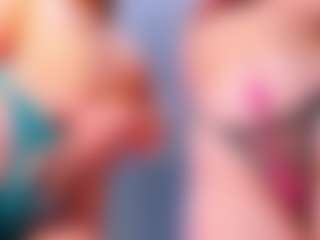Live cam show with SandraWarren - Dildo Or Vibrator on Mixed Magazine Live