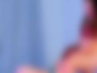 Live cam show with SandraWarren - Lush on TeamSkeetLive