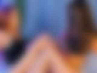 Live cam show with SandraWarren - Flashing on parknlotfishbdy