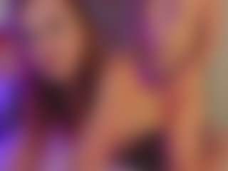 Live cam show with SandraWarren - Lush on TeamSkeetLive
