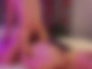 Live cam show with SandraWarren - Nipple Piercings on Camsoda