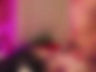 Live cam show with SandraWarren - Anal on Hubzter Live