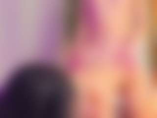 Live cam show with SandraWarren - Flashing on justonemore.cc
