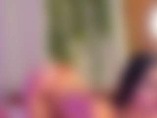 Live cam show with SandraWarren - Public Latina on justonemore.cc