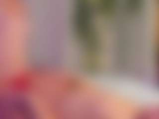 Show de cam en vivo con SandraWarren - Nipple Piercings en Camsoda