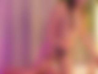 Live cam show with SandraWarren - No Smoking on CamSextacy