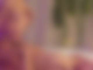 Live cam show with SandraWarren - Green Eyes on Cam Slut