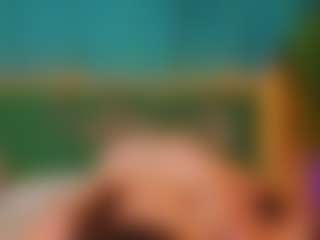 Live cam show with SandraWarren - Nipple Piercings on Dare Cams