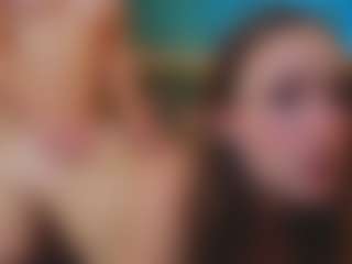 Live cam show with SandraWarren - Nipple Piercings on Dolls Live