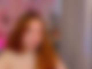 Live cam show with Sirena-Brighton - Blowjob on CamClone