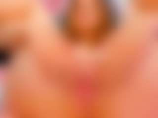 Live cam show with Sirena-Brighton - Tiny on Camsoda