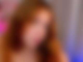 Live cam show with Sirena-Brighton - Handjob on Mixed Magazine Live