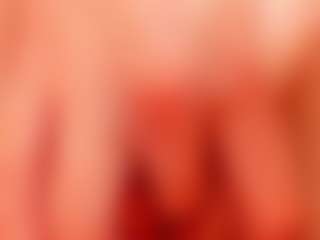 Live cam show with Sirena-Brighton - Petite on livesuperchat.net