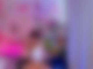 Live cam show with Sirena-Brighton - Strip Red Hair on TeamSkeetLive