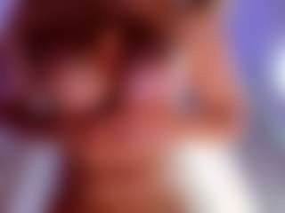Live cam show with Sirena-Brighton - BBW Young Adult on StripNow