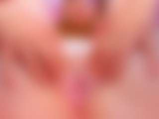 Live cam show with Sirena-Brighton - Red Hair Cum on Cam Slut