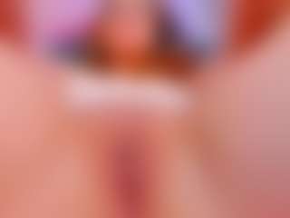Live cam show with Sirena-Brighton - White on Mixed Magazine Live