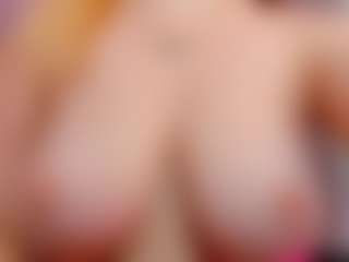 Live cam show with Sirena-Brighton - Strip BBW on Camsoda