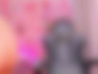 Live cam show with Sirena-Brighton - Red Hair Young Adult on Porn Luv