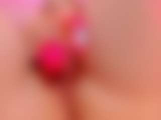 Live cam show with Sirena-Brighton - Fingering Young Adult on Camsoda