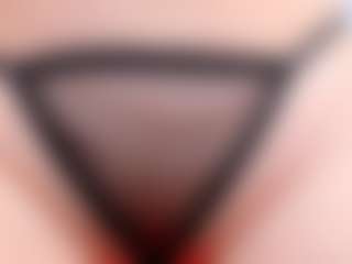 Live cam show with Sirena-Brighton - Red Hair Amateur on xblisslive.com