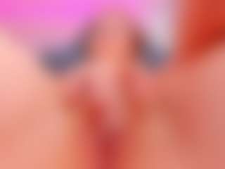 Live cam show with Sirena-Brighton - Red Hair Teen (18+) on makecum.org