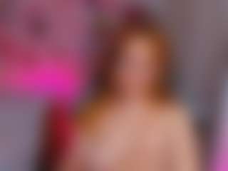 Live cam show with Sirena-Brighton - Spank on Camsoda