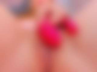 Live cam show with Sirena-Brighton - Spank Red Hair on Camsoda