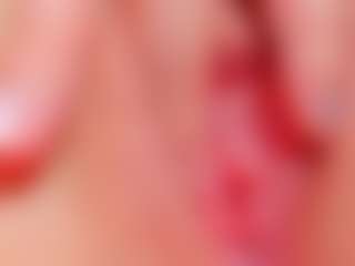 Live cam show with Sirena-Brighton - Bedroom Red Hair on AdultVida.com
