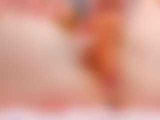 Live cam show with Sirena-Brighton - Squirt Toys on studioflirtlive.com