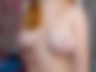 Live cam show with Sirena-Brighton - Squirt Toys on sexylivex.com