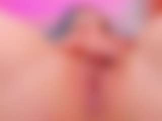 Live cam show with Sirena-Brighton - Foot Fetish on TastyBlacksLive