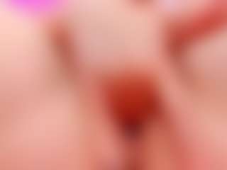 Live cam show with Sirena-Brighton - Spank Curvy on live18s.com