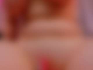 Live cam show with Sirena-Brighton - Red Hair Young Adult on Instabang