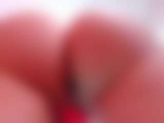 Live cam show with Sirena-Brighton - BBW Young Adult on Camversity