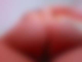 Live cam show with Sirena-Brighton - Bedroom Red Hair on Camsoda