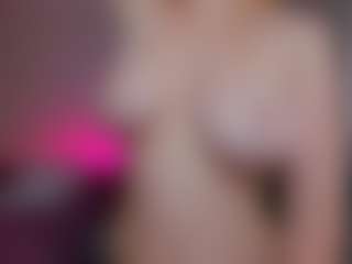 Live-Cam-Show mit Sirena-Brighton - Young Adult auf Camsoda