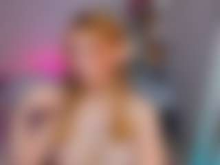 Live cam show with Sirena-Brighton - Natural Red Hair on Camsoda