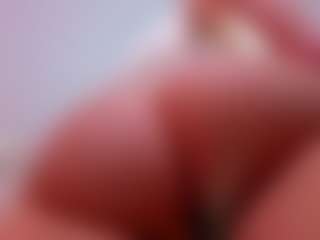 Live cam show with Sirena-Brighton - Bedroom Lovense on livesexfox.com