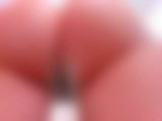 Live cam show with Sirena-Brighton - Red Hair Cum on Camsoda Late Night