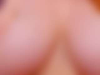 Live cam show with Sirena-Brighton - Red Hair Young Adult on Camsoda