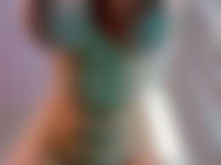 Live cam show with Sirena-Brighton - Red Hair Amateur on CSO-WL