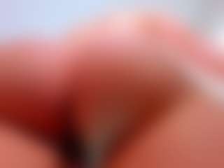 Live cam show with Sirena-Brighton - Red Hair HD on CamClone
