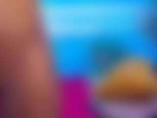 SweetsineAura's Live Sex Cam Show