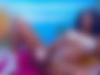 SweetsineAura's Live Sex Cam Show