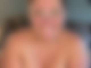 tantattedthickk's Live Sex Cam Show