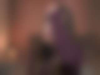 Live cam show with Sinderella - Girlnextdoor on live18s.com