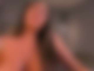 Live cam show with VictoriaBennet - Brown Eyes on hrnylive.com
