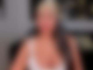 Live cam show with VictoriaBennet - Camel Toe on camwithhim.com