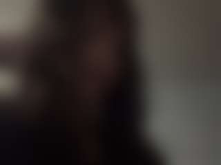 Live cam show with YungWillmann - Teen (18+) on chickslive.net